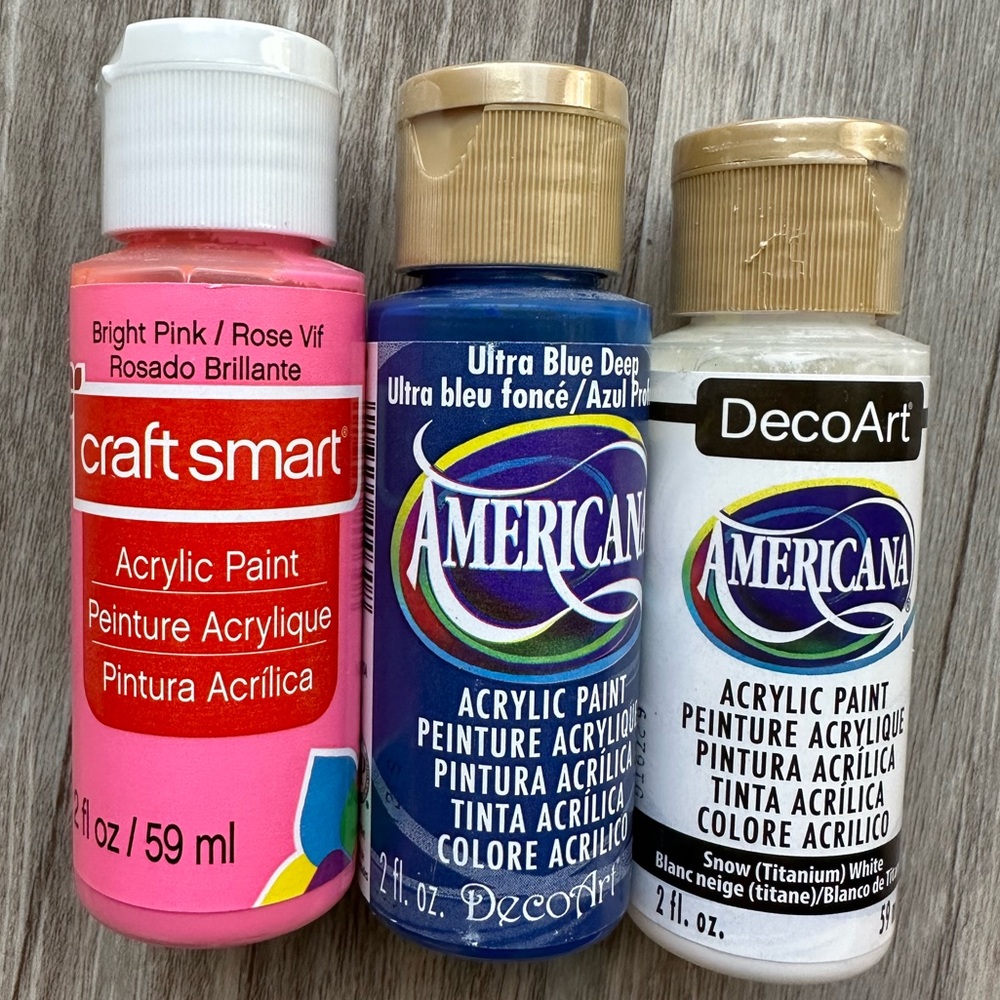2 DecoArt Americana - Ultra Blue Deep/ Snow White + Craft Smart Bright Pink